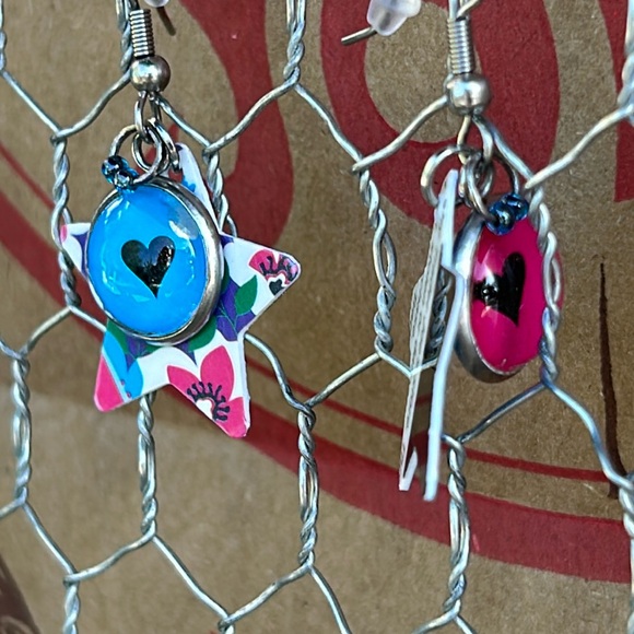Trader Joe’s earrings star with star shaped with heart - Picture 4 of 4